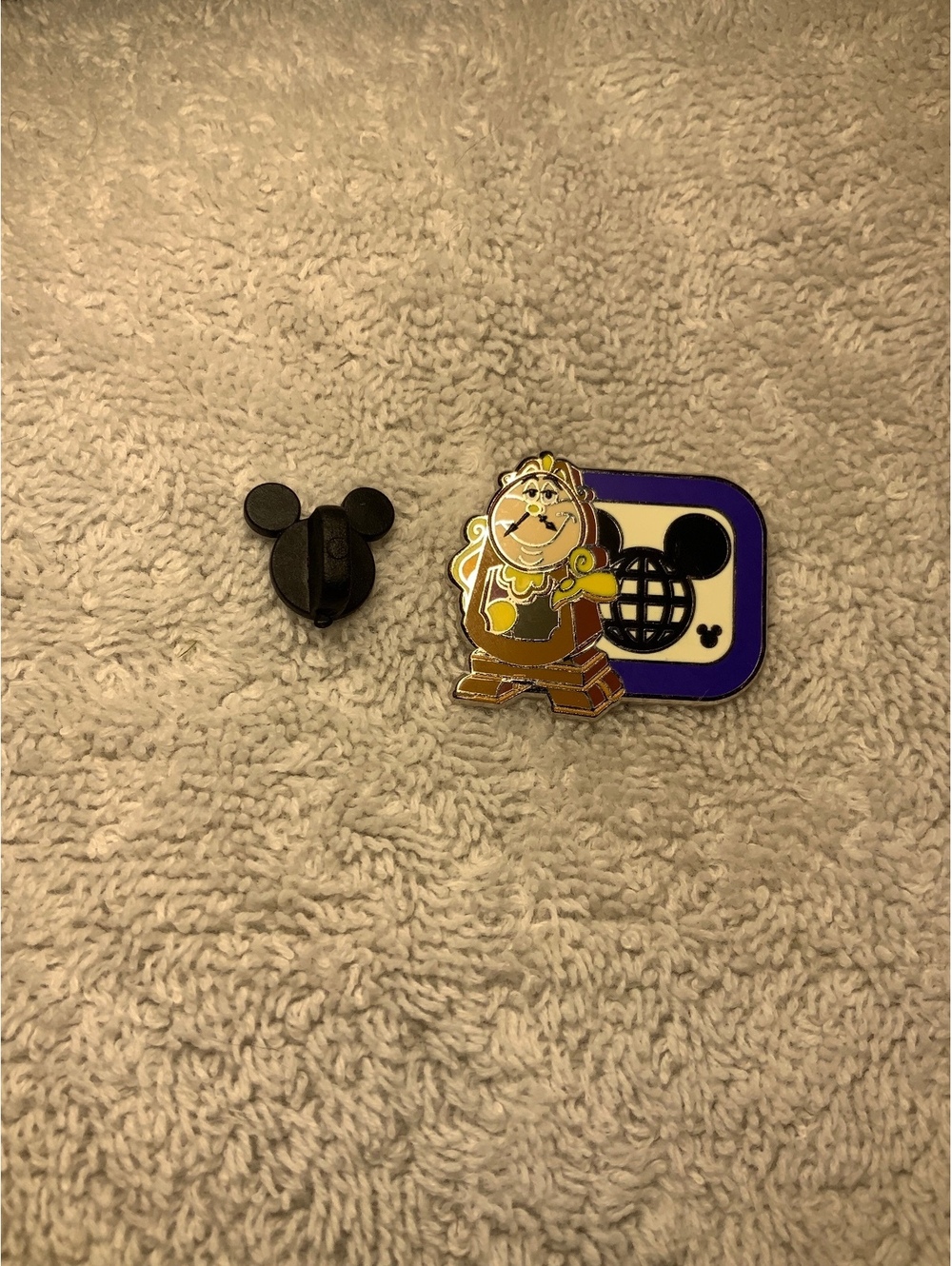 Cogsworth Walt Disney World D Hidden Disney Pin